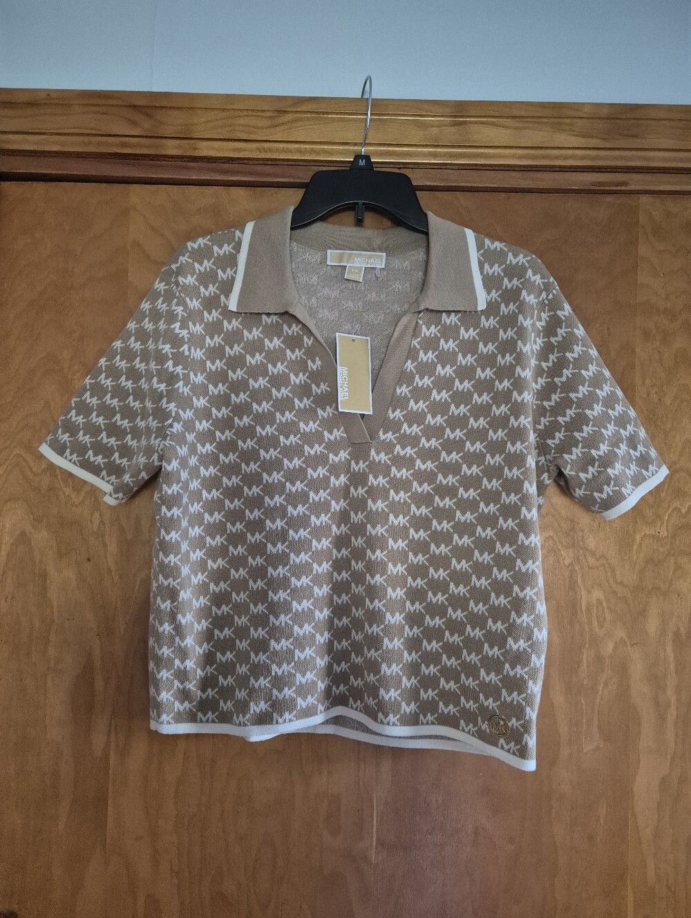 MICHAEL Michael Kors Knit Beige & White MK Logo Polo Top, size L